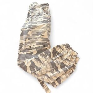 camo cargo pants white and grey